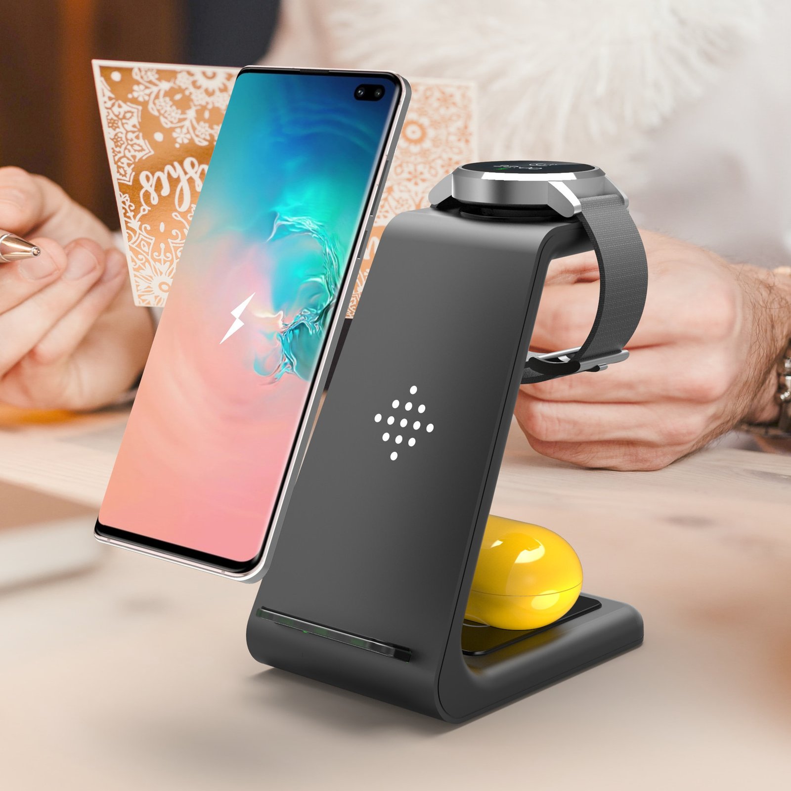 3 In 1 Fast Charging Station Wireless Charger Stand Wireless Quick Charge Dock For Phone Holder – Image 4